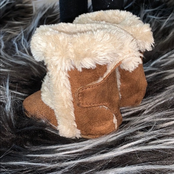 Boots bundle - Picture 3 of 5